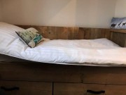 kinderbed kind.jpg